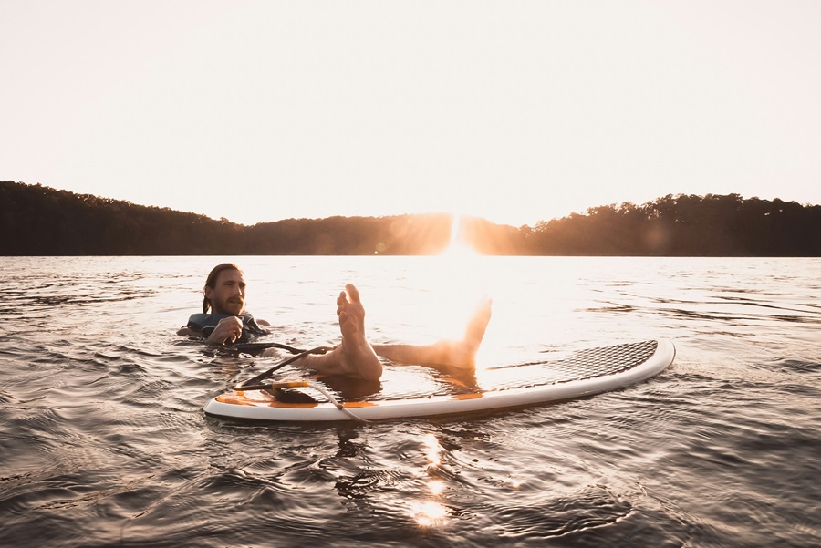 Styles at home on land and on water.